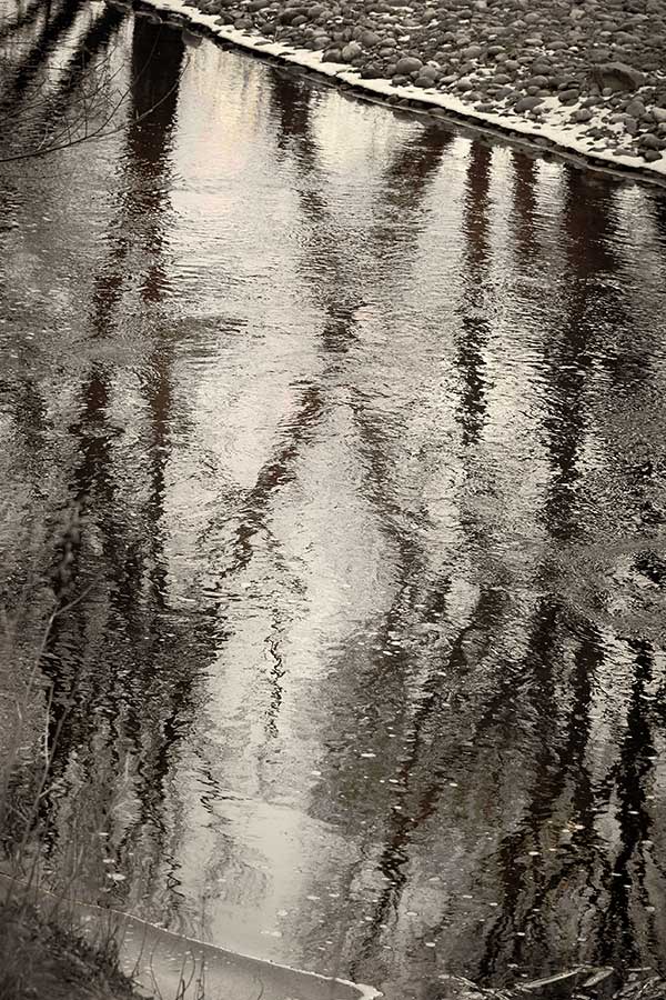 riverreflectinswinterweb